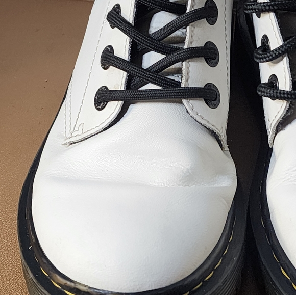 Dr. Martens 1460 Women's White Smooth Leather Boots size 7 - Picture 7 of 9